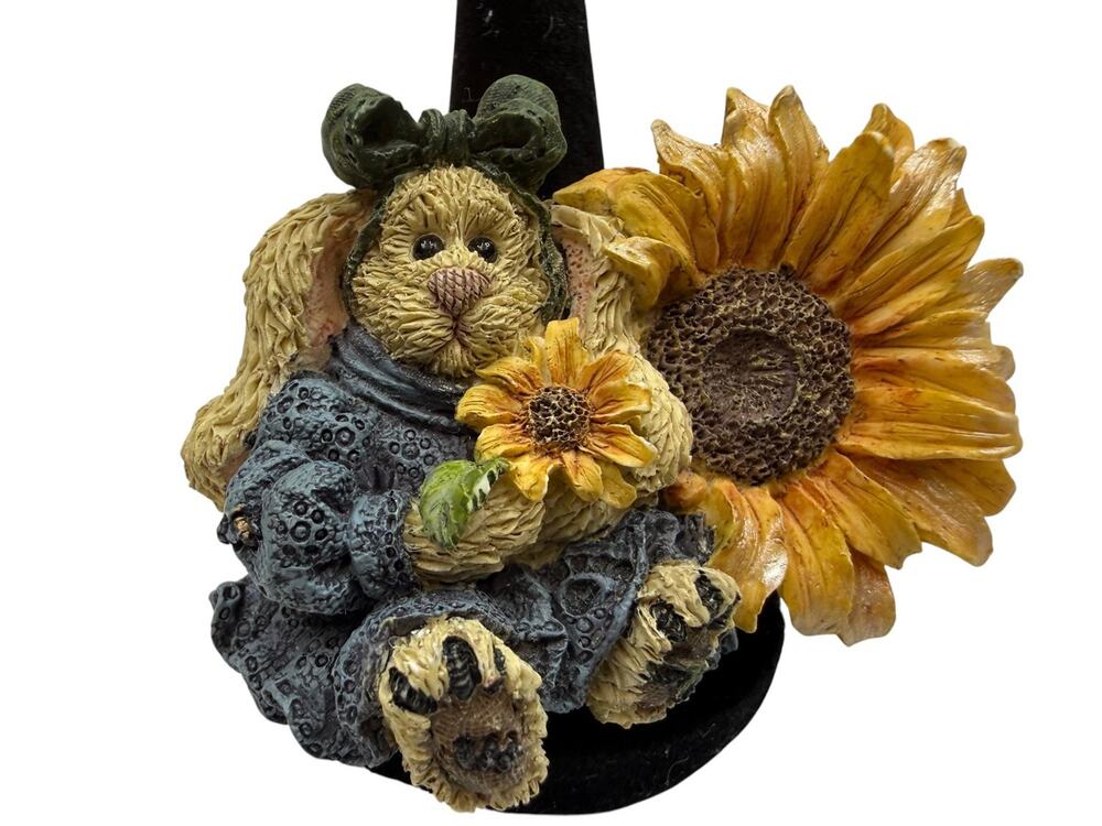 Boyds Bears Bunny Rabbit Figurine Resin Brooch Pin Sunflower Country Farm 2"